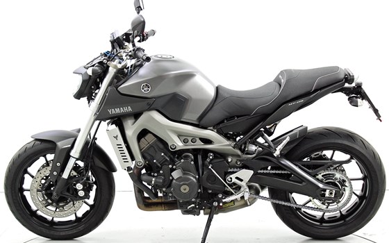 Motorrad Occasion Yamaha MT-09 - Bild 5