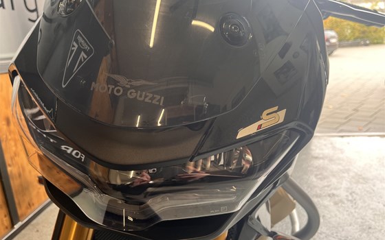 Gebrauchtmotorrad Moto Guzzi V100 Mandello S - Bild 12 Gebrauchtmotorrad Moto Guzzi V100 Mandello S - Bild 12