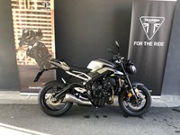 Gebrauchtmotorrad Triumph Street Triple 765 R 765 R