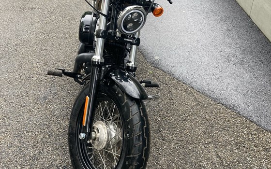 Gebrauchtmotorrad Harley-Davidson Sportster XL 1200X Forty-Eight - Bild 6 Gebrauchtmotorrad Harley-Davidson Sportster XL 1200X Forty-Eight - Bild 6