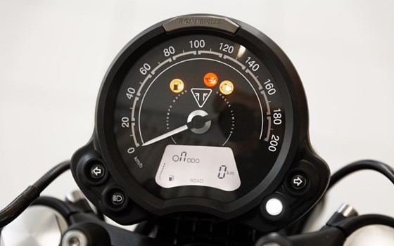 Neufahrzeug Triumph Bonneville Bobber - Bild 13