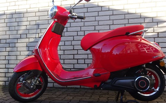 Neufahrzeug Vespa Primavera RED Elettrica 70 - Bild 13