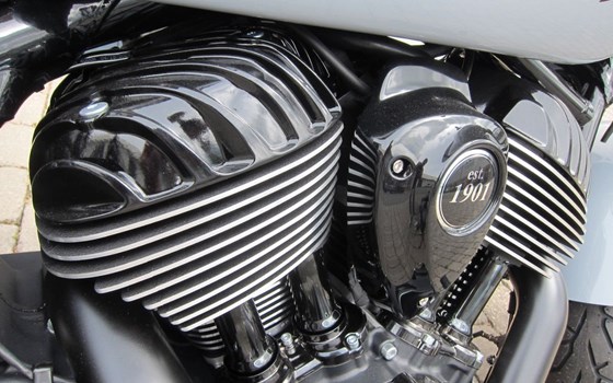 Neufahrzeug Indian Chief Bobber Dark Horse - Bild 13