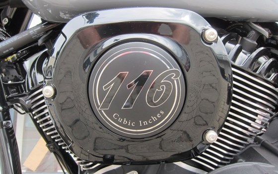 Neufahrzeug Indian Chief Bobber Dark Horse - Bild 8