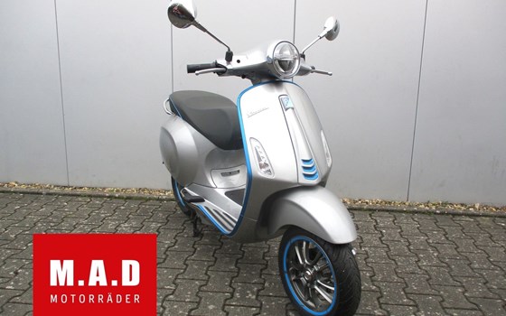 Gebrauchtmotorrad Vespa Elettrica 70 km/h - Bild 1