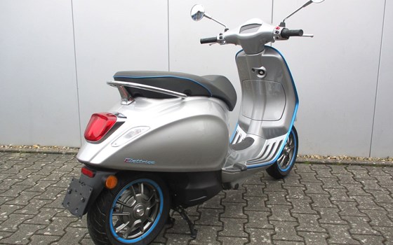 Gebrauchtmotorrad Vespa Elettrica 70 km/h - Bild 6