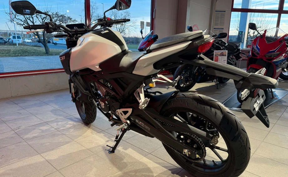 Offer Honda CB125R Bild 14: Offer Honda CB125R