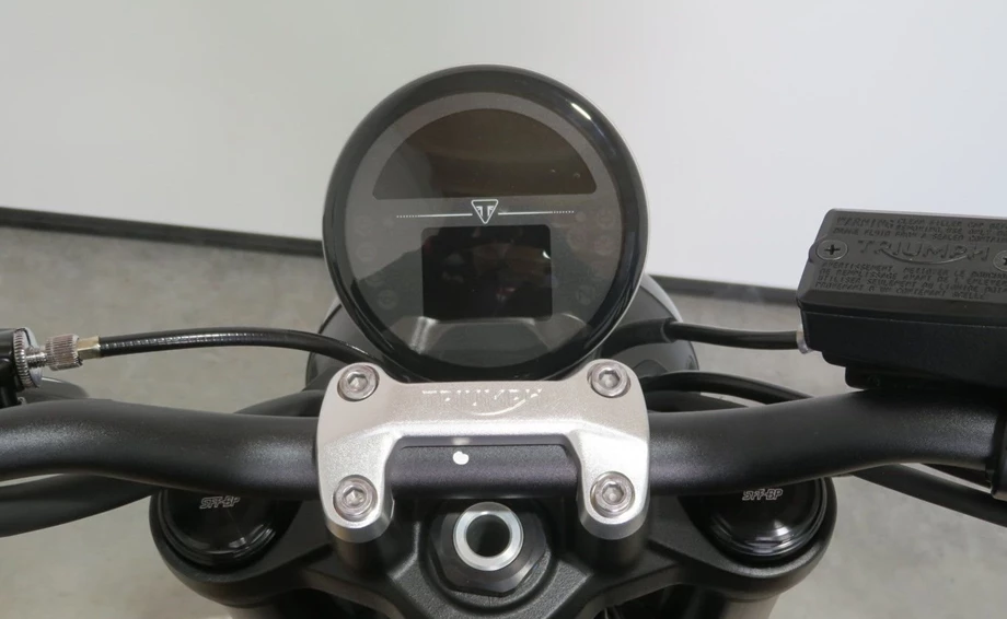 Angebot Triumph Trident 660 Bild 2: Angebot Triumph Trident 660