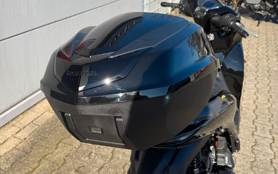 Gebrauchtmotorrad Honda SH125i - Bild 3