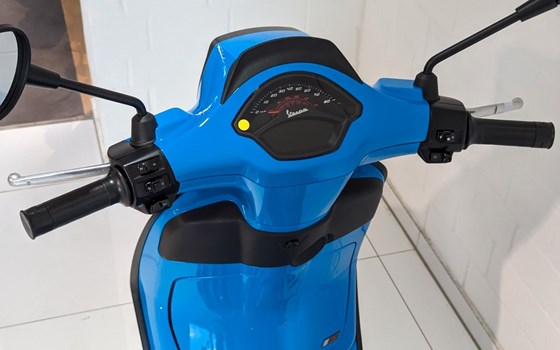 Neufahrzeug Vespa Sprint 50 S - Bild 10