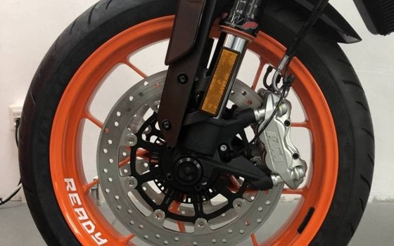 Gebrauchtmotorrad KTM 790 Duke - Bild 3