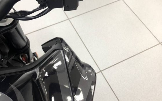 Gebrauchtmotorrad KTM 790 Duke - Bild 8