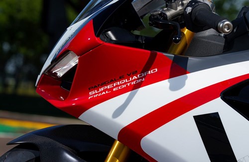 Neumotorrad Ducati Panigale V2 Superquadro Final Edition