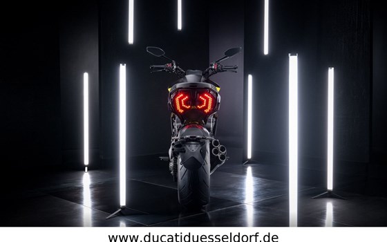 Neufahrzeug Ducati Diavel V4 - Bild 6