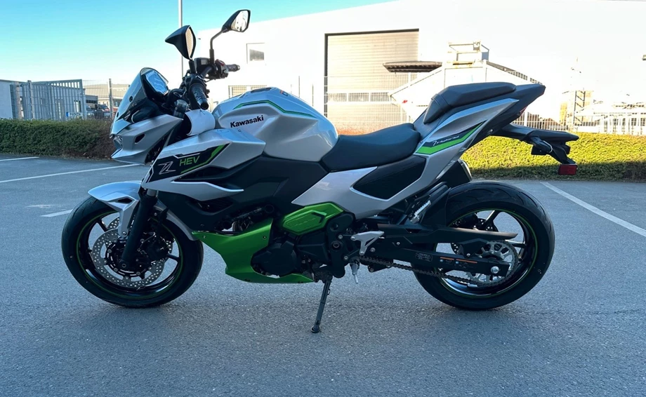 Angebot Kawasaki Z7 Hybrid Bild 4: Angebot Kawasaki Z7 Hybrid