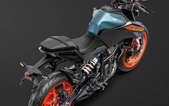 Gebrauchtmotorrad KTM 125 Duke - Bild 2