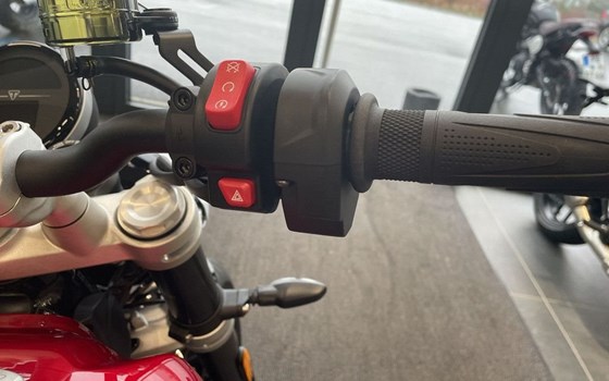 Gebrauchtmotorrad Triumph Speed Twin 1200 - Bild 12