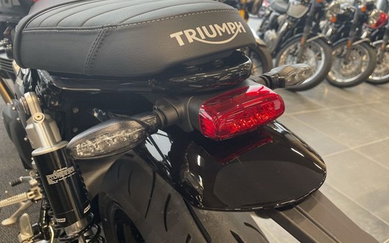 Gebrauchtmotorrad Triumph Speed Twin 1200 - Bild 14