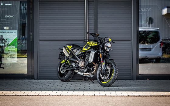 Neufahrzeug Husqvarna Svartpilen 801 - Bild 6