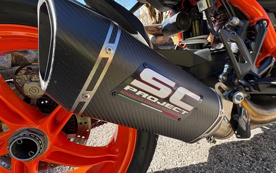 Gebrauchtmotorrad KTM 1290 Super Duke R - Bild 3 Gebrauchtmotorrad KTM 1290 Super Duke R - Bild 3