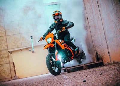 NEUFAHRZEUG KTM 125 SMC R