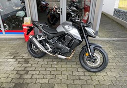 Neumotorrad Honda CB750 Hornet