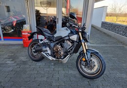 Neumotorrad Honda CB650R