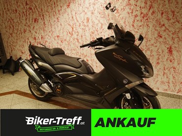 Yamaha T-MAX 530 Black Max