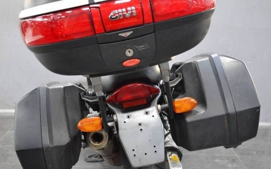 Gebrauchtmotorrad BMW R 1100 R - Bild 4