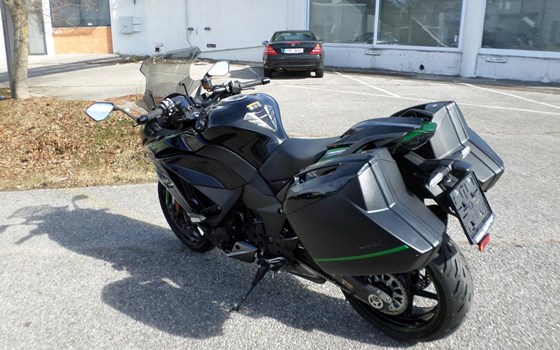 Gebrauchtmotorrad Kawasaki Ninja 1000SX - Bild 5 Gebrauchtmotorrad Kawasaki Ninja 1000SX - Bild 5