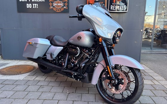 Gebrauchtmotorrad Harley-Davidson Touring Street Glide Special FLHXS - Bild 1 Gebrauchtmotorrad Harley-Davidson Touring Street Glide Special FLHXS - Bild 1