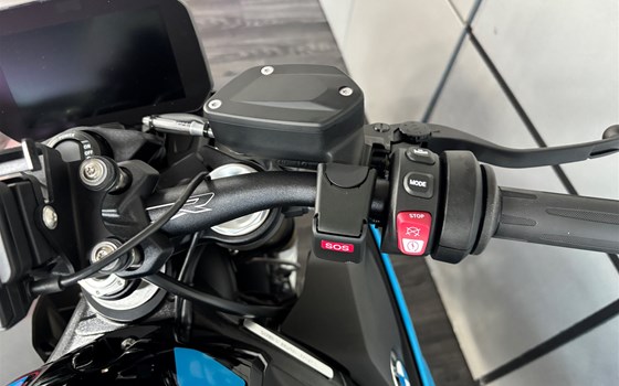 Gebrauchtmotorrad BMW S 1000 R - Bild 11