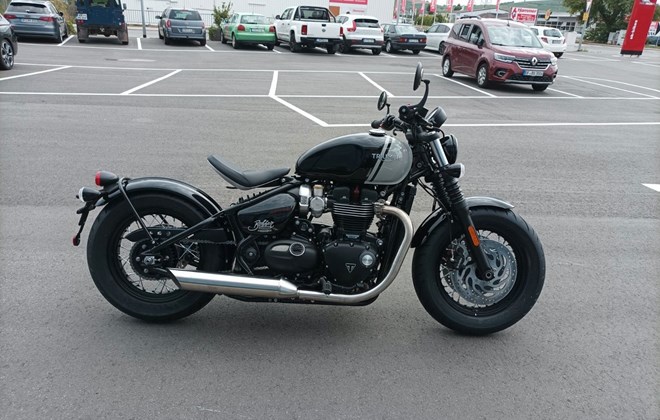 Triumph Bonneville Bobber