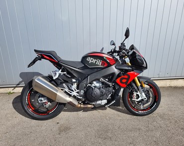 Aprilia Tuono V4 1100 RR