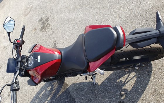Neufahrzeug Honda CB125R - Bild 7 Neufahrzeug Honda CB125R - Bild 7