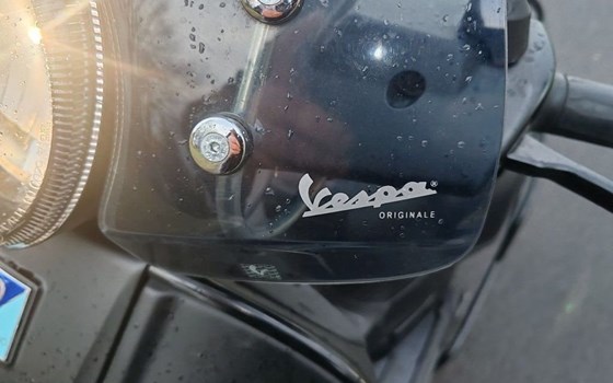 Gebrauchtmotorrad Vespa GTS 300 - Bild 5 Gebrauchtmotorrad Vespa GTS 300 - Bild 5