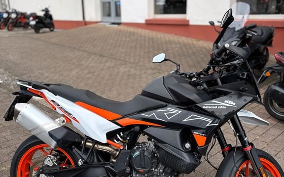 Gebrauchtmotorrad KTM 890 SMT - Bild 1