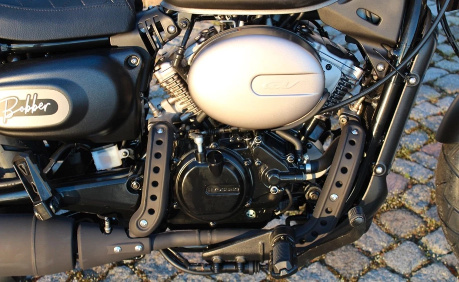 Angebot Hyosung GV 125i S Aquila EVO ABS Bild 14: Angebot Hyosung GV 125i S Aquila EVO ABS