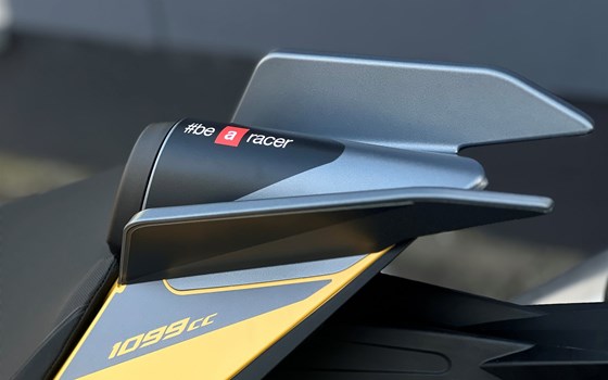 Neufahrzeug Aprilia Tuono V4 1100 - Bild 6