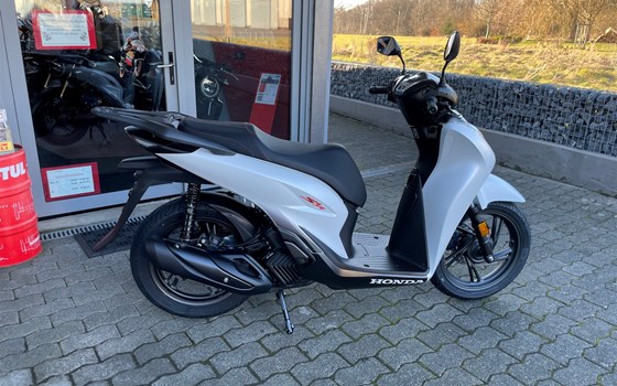 Neufahrzeug Honda SH125i - Bild 3