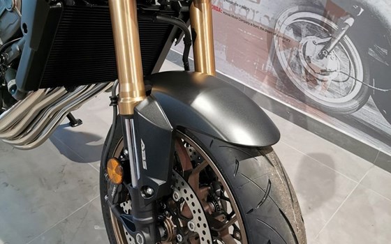 Neufahrzeug Honda CB650R E-Clutch - Bild 10