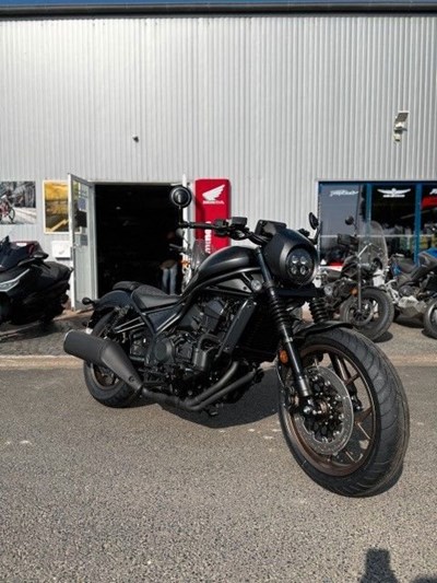 CMX1100 Rebel SE DCT