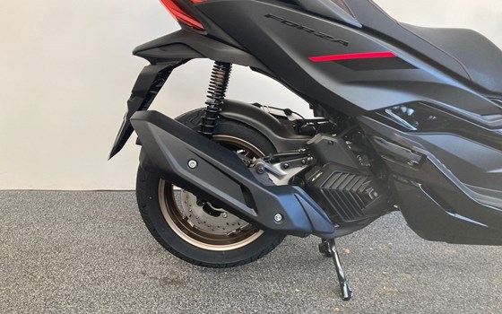 Neufahrzeug Honda Forza 125 - Bild 13 Neufahrzeug Honda Forza 125 - Bild 13