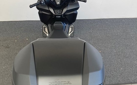 Neufahrzeug Honda Forza 125 - Bild 14 Neufahrzeug Honda Forza 125 - Bild 14