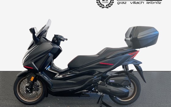 Neufahrzeug Honda Forza 125 - Bild 1 Neufahrzeug Honda Forza 125 - Bild 1