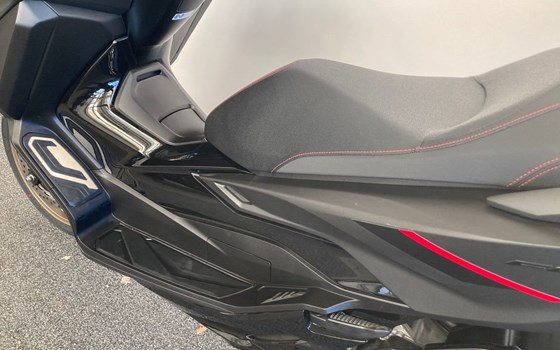 Neufahrzeug Honda Forza 125 - Bild 5 Neufahrzeug Honda Forza 125 - Bild 5