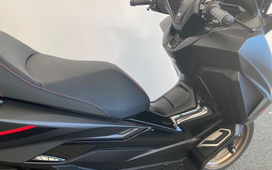 Neufahrzeug Honda Forza 125 - Bild 10 Neufahrzeug Honda Forza 125 - Bild 10