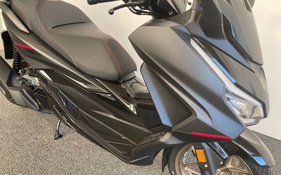 Neufahrzeug Honda Forza 125 - Bild 11 Neufahrzeug Honda Forza 125 - Bild 11