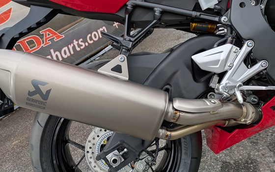 Neufahrzeug Honda CBR1000RR Fireblade SP - Bild 11 Neufahrzeug Honda CBR1000RR Fireblade SP - Bild 11