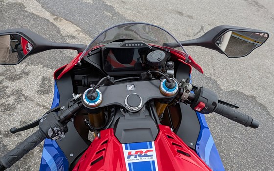 Neufahrzeug Honda CBR1000RR Fireblade SP - Bild 9 Neufahrzeug Honda CBR1000RR Fireblade SP - Bild 9